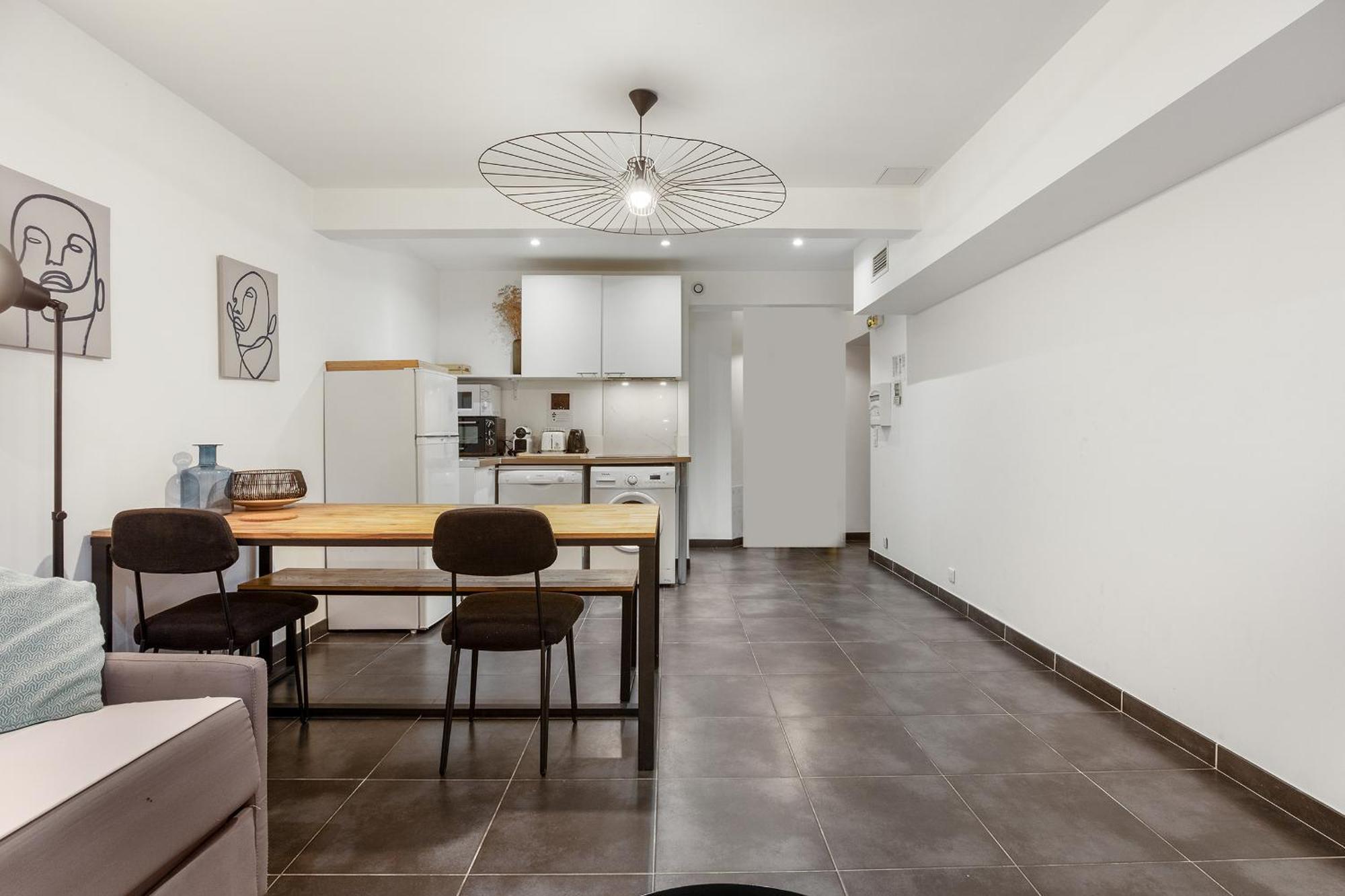 Saint Charles Apartments Монпелие Екстериор снимка