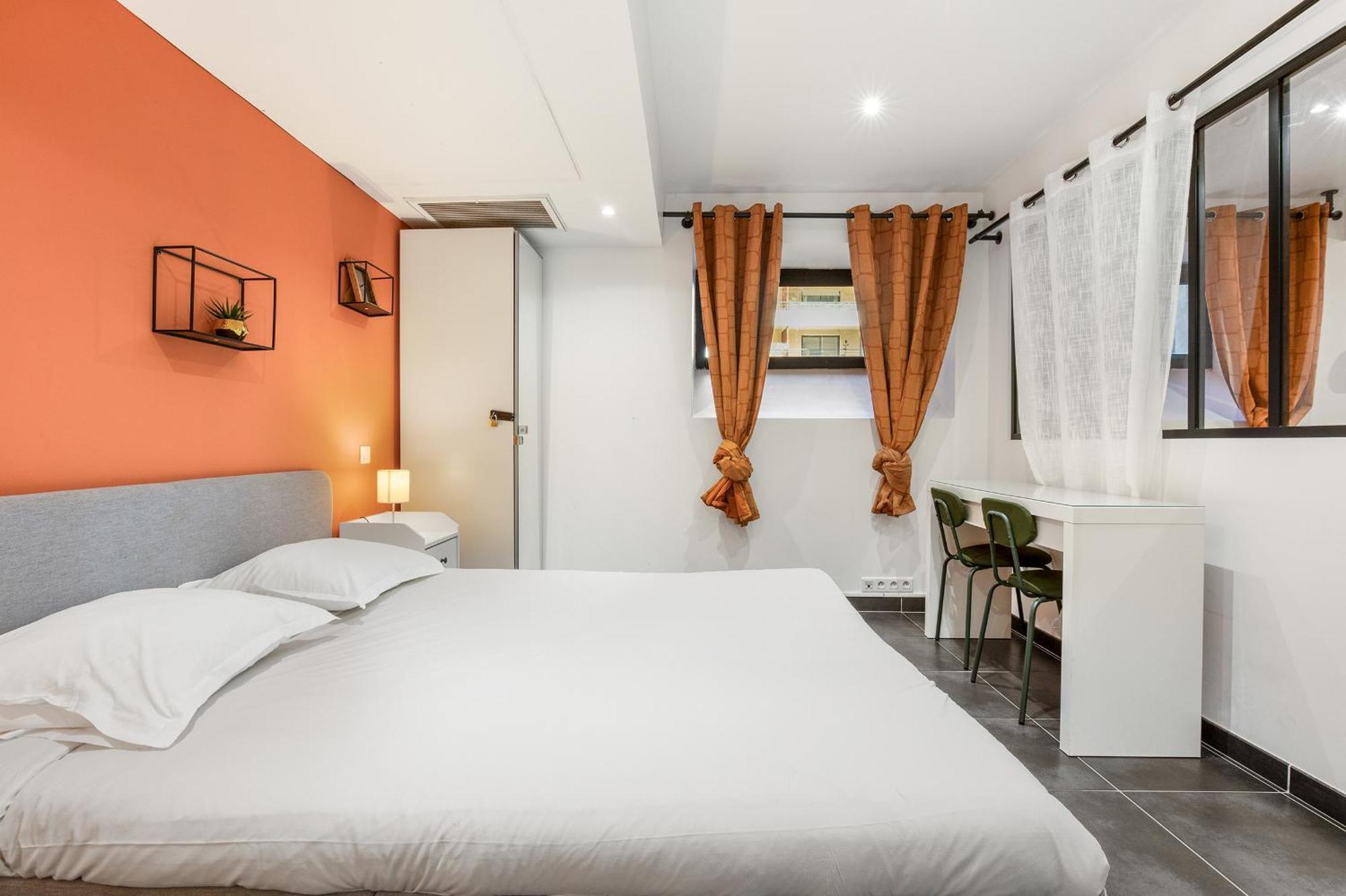 Saint Charles Apartments Монпелие Екстериор снимка